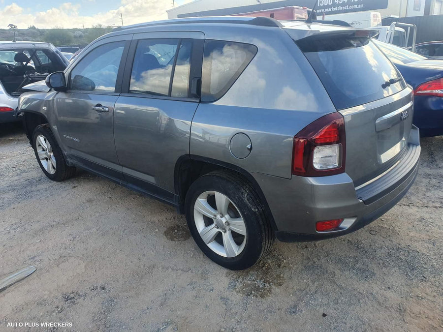 2013 Jeep Compass Left Indicator Fog Side