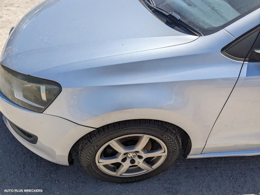 2010 Volkswagen Polo Right Headlamp