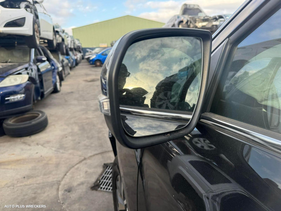 2023 LDV T60 LEFT HEADLAMP