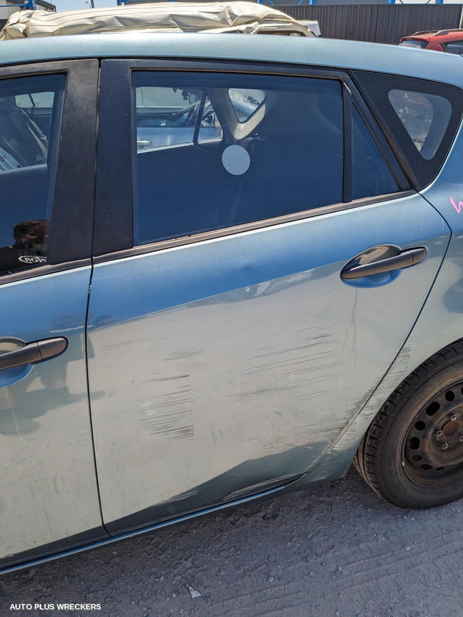 2009 Mazda 3 Left Headlamp