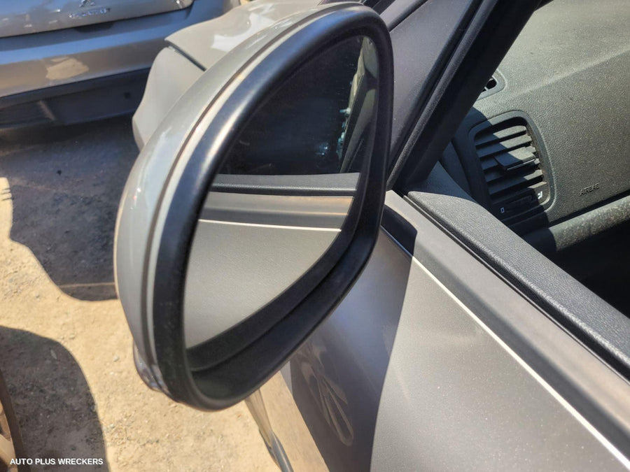 2012 Skoda Yeti Left Door Mirror