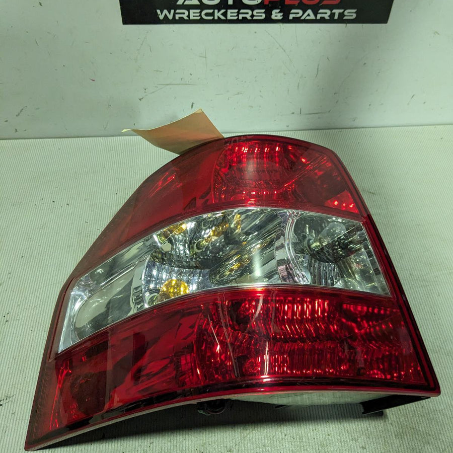 2005-2018 Suzuki Apv Left Taillight