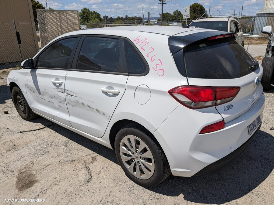 2018 Hyundai I30 Right Rear Door Sliding