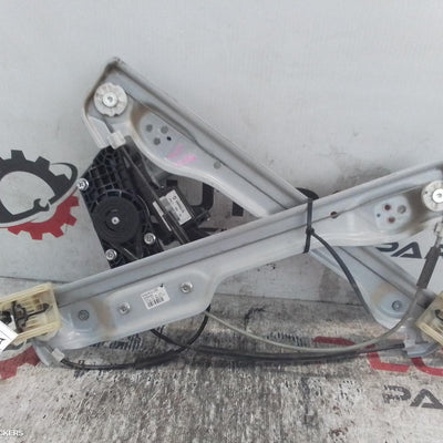 2017-2020 Holden Equinox Right Front Window Reg Motor