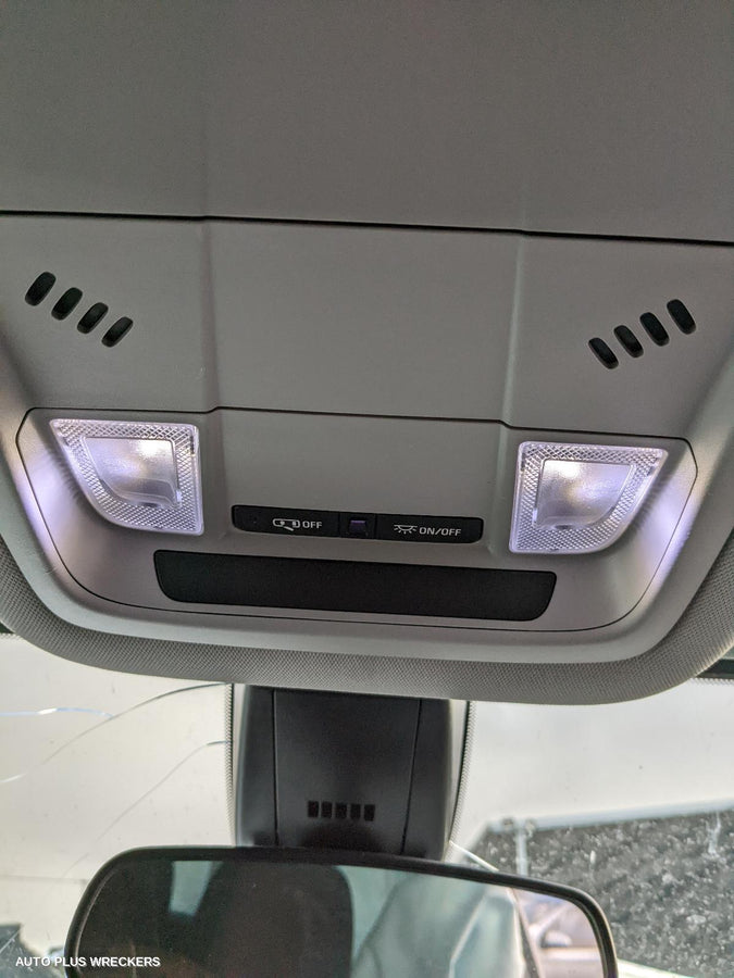 2020 Holden Acadia Headrest