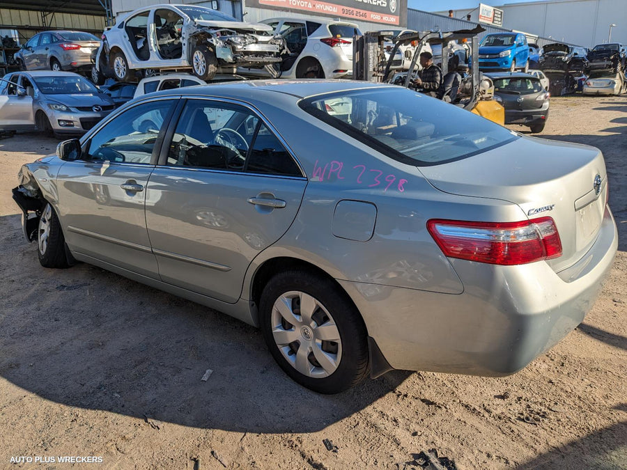 2008 Toyota Camry Courtesy Light
