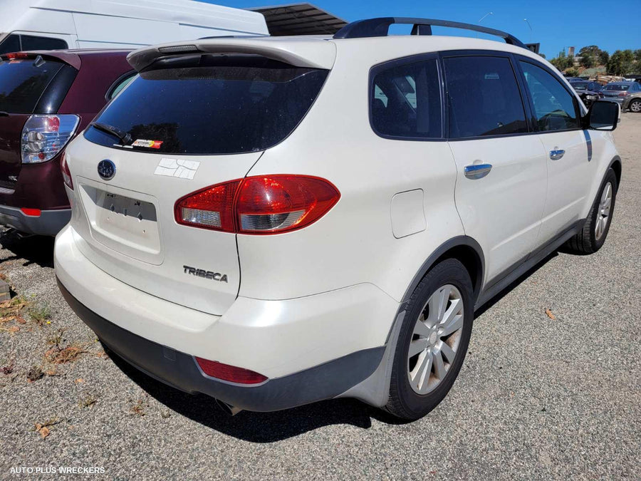2009 Subaru Tribeca Right Taillight