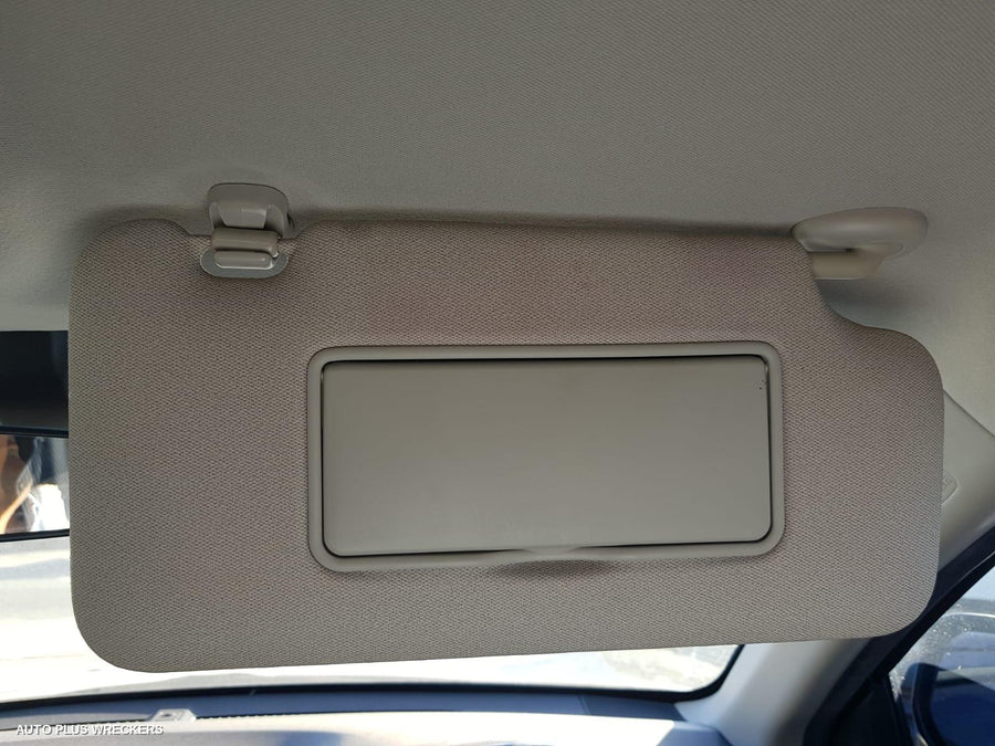 2015 Honda Hrv Right Front Window Reg Motor