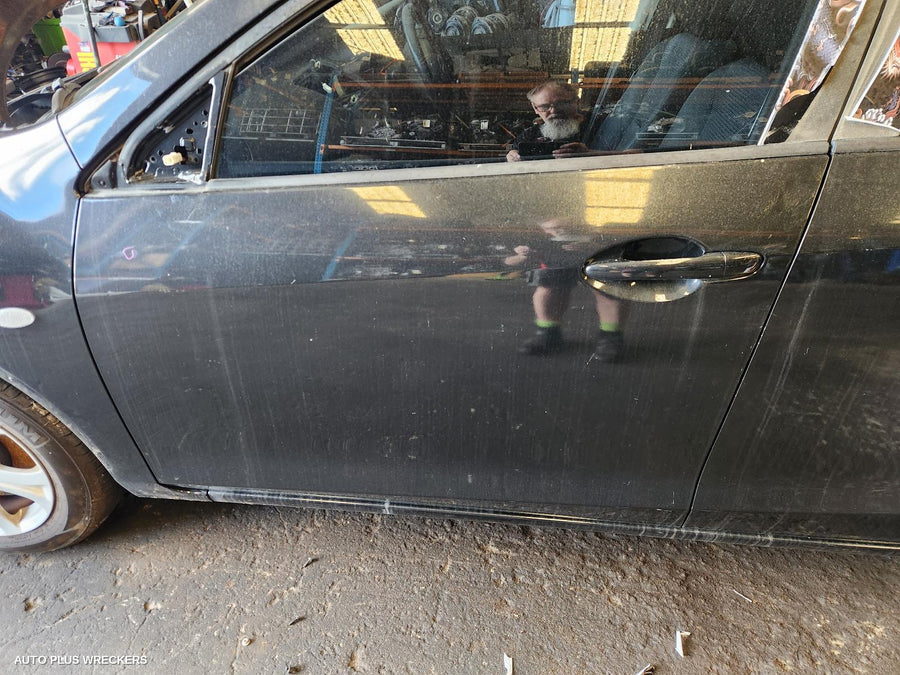 2009-2013 Mazda 3 Left Front Door