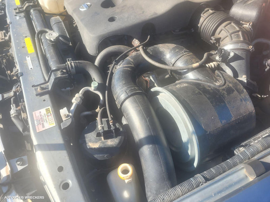 2002 Nissan Patrol Left Rear Door Sliding