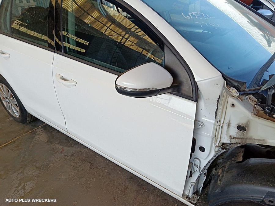 2011 Volkswagen Golf Right Rear Door Window