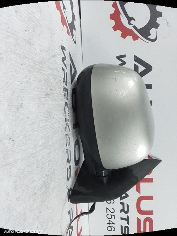 2006-2009 Mitsubishi Outlander Right Door Mirror