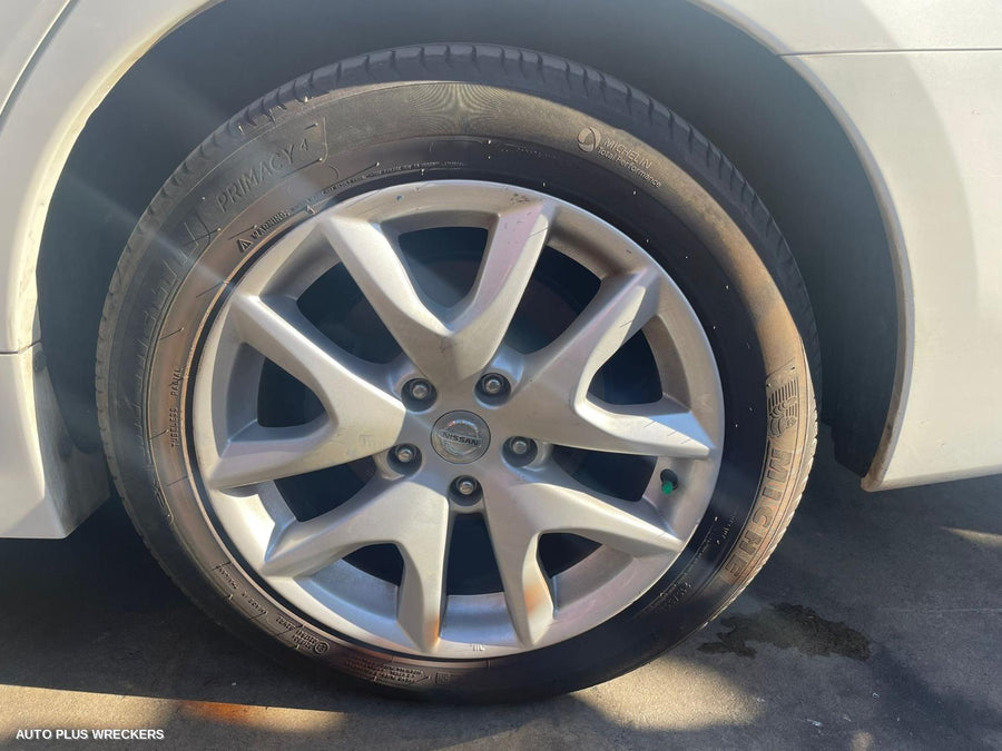 2012 Nissan Maxima Radiator Support