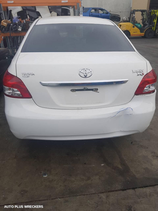 2006 Toyota Yaris Right Front Window Reg Motor