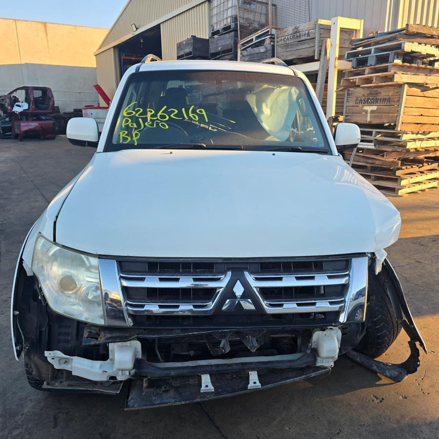 2006-2021 Mitsubishi Pajero Right Rear Door Sliding