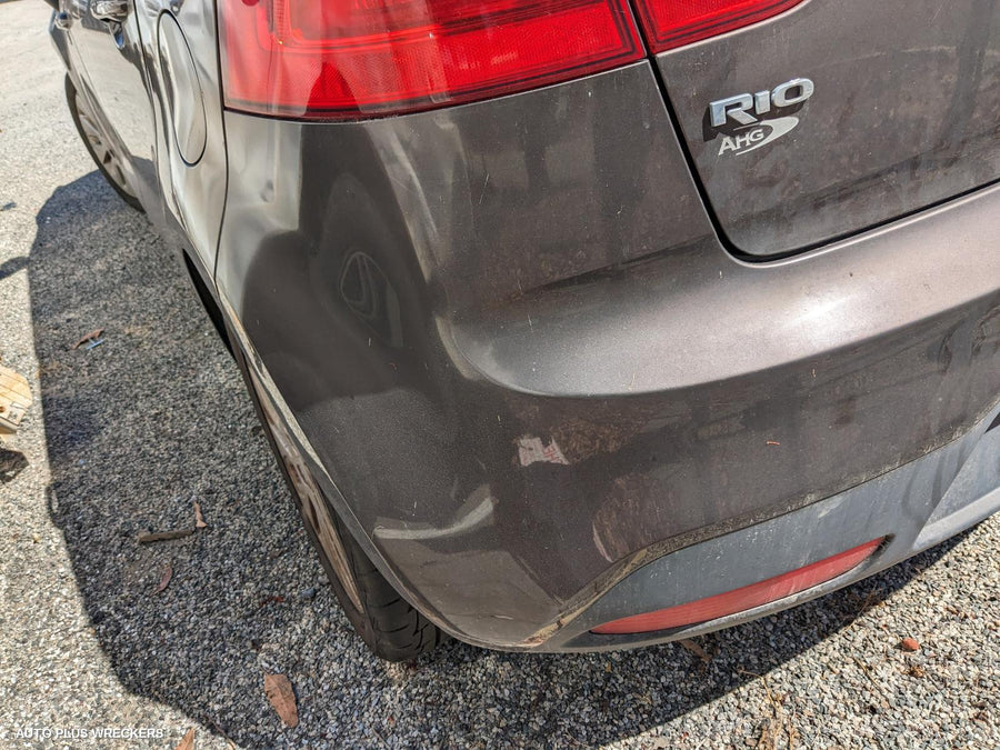 2013 Kia Rio Left Driveshaft