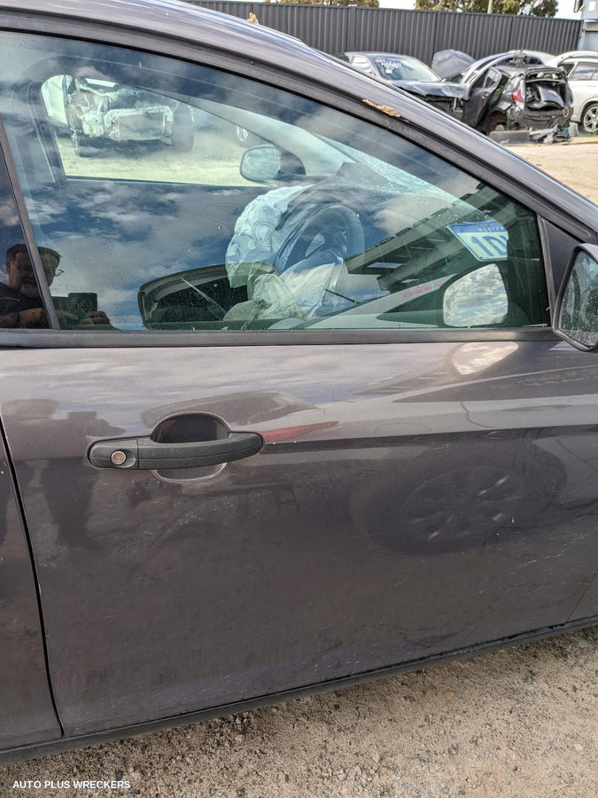 2011-2015 Ford Focus Left Taillight