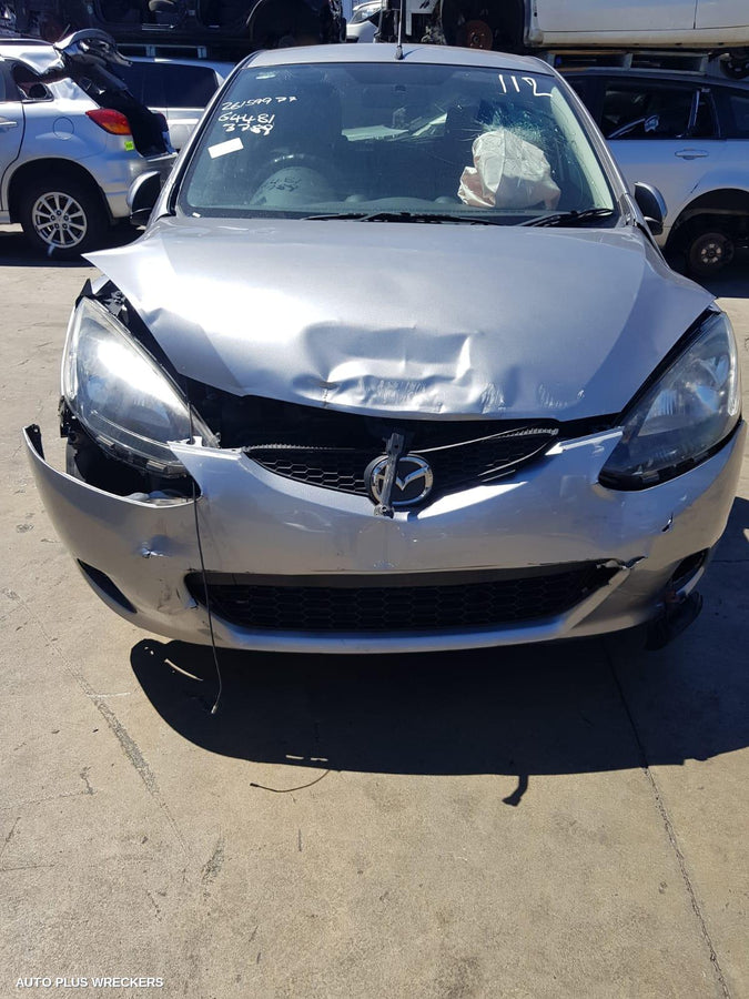 2009 Mazda 2 Left Front Door Window