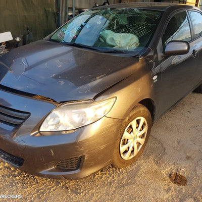 2008 Toyota Corolla Grille
