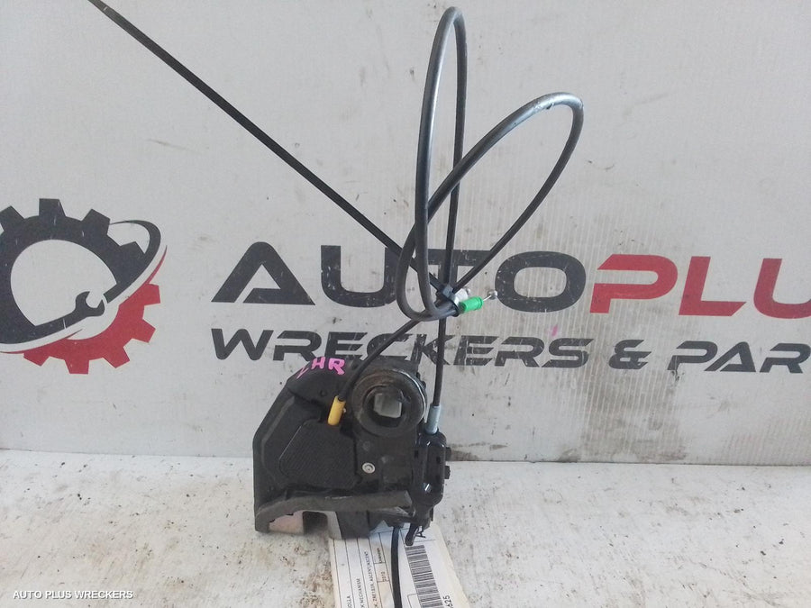 2010 Toyota Corolla Door Boot Gate Lock