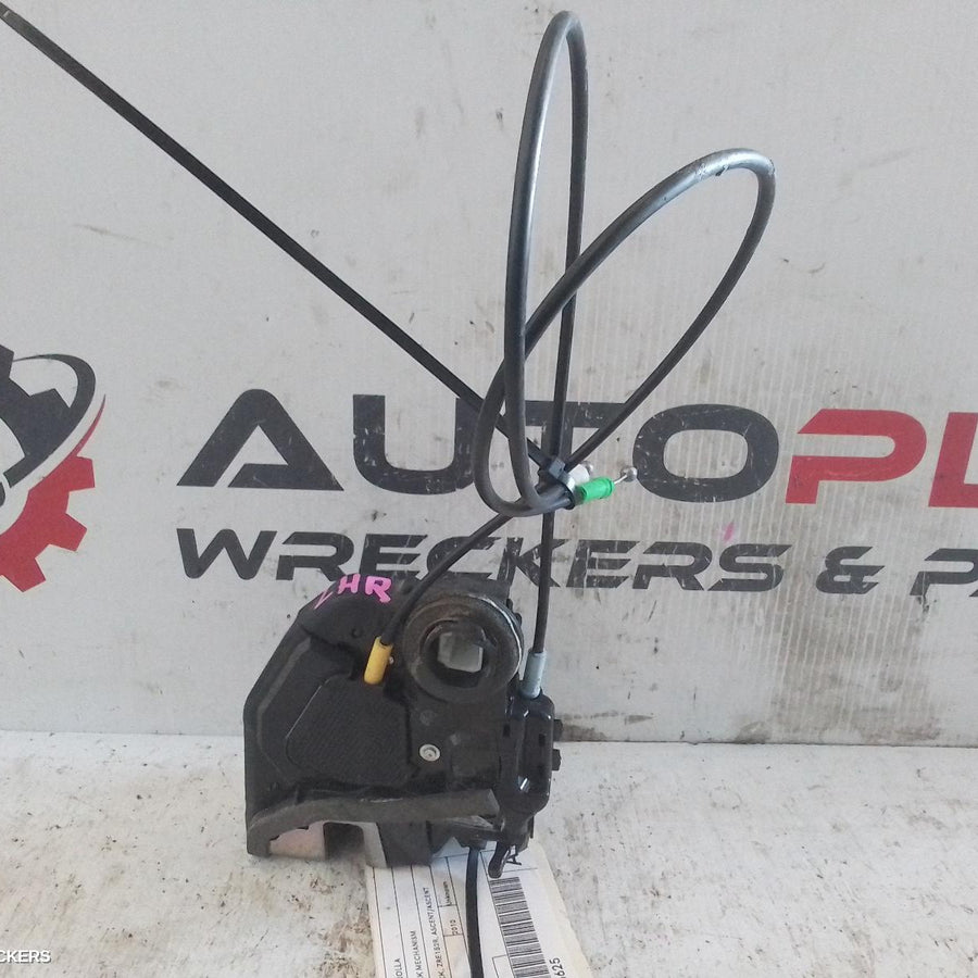 2010 Toyota Corolla Door Boot Gate Lock