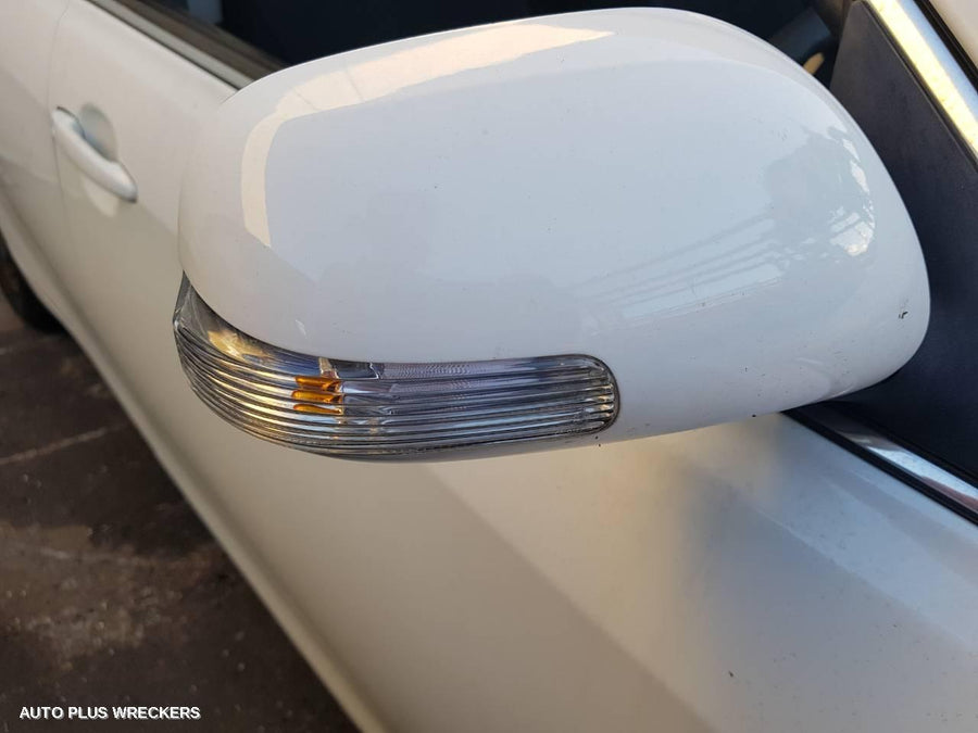 2011 TOYOTA AURION RIGHT REAR WND REG MOTOR