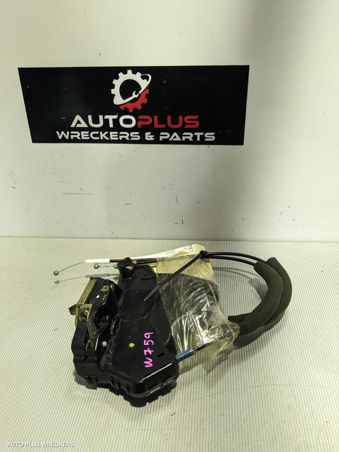 2003 Toyota Prado Door Boot Gate Lock