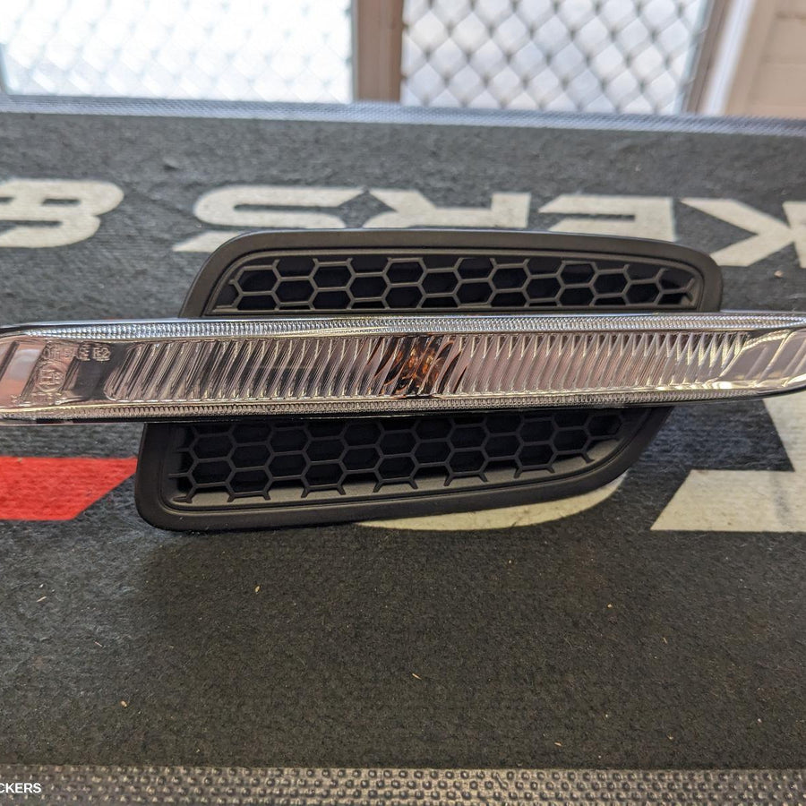 2010 Holden Commodore Right Indicator Fog Side