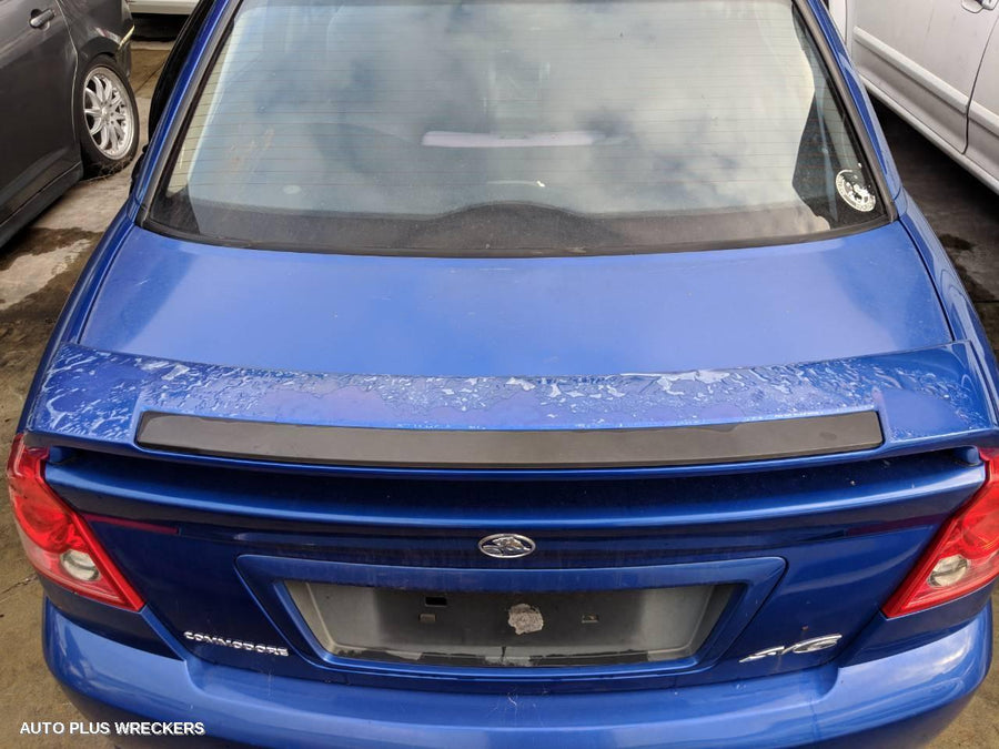 2004 Holden Commodore Fan