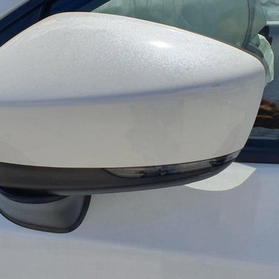 2018 Mazda 2 Left Front Door