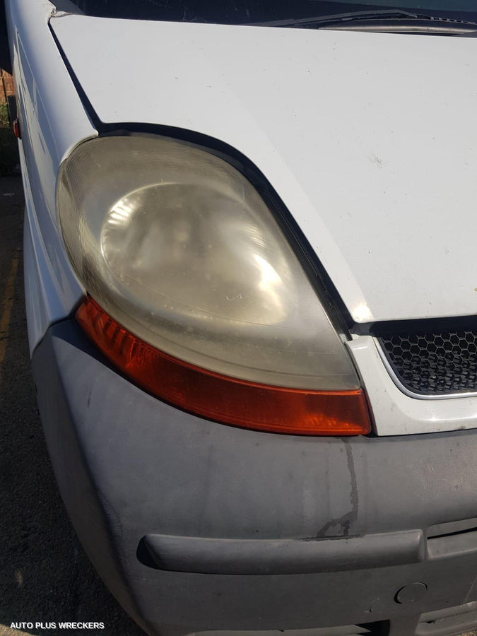 2006 Renault Trafic Right Front Door