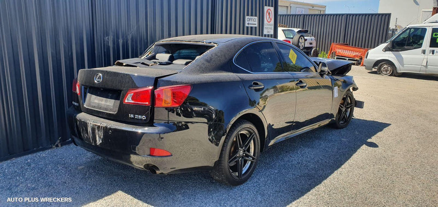 2010 Lexus Is250/is250c Rear Garnish