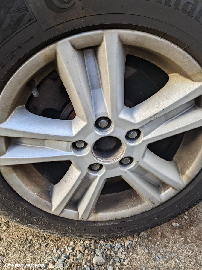 2004 Ford Falcon Left Headlamp