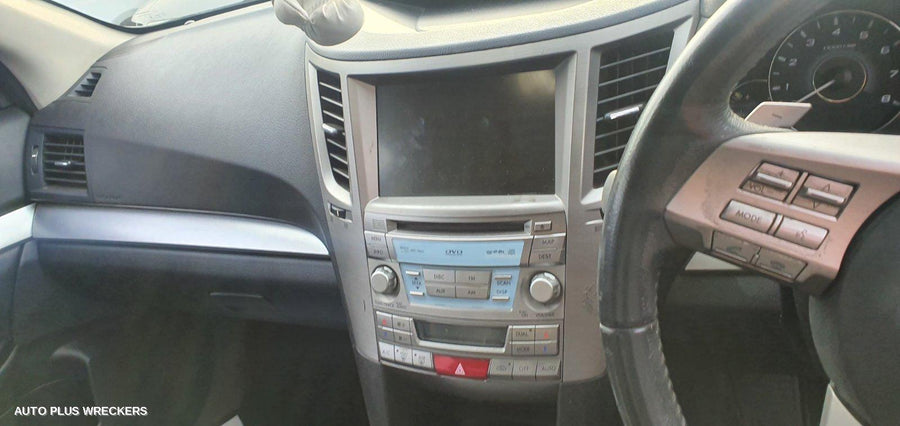 2010 SUBARU LIBERTY DOOR HANDLE