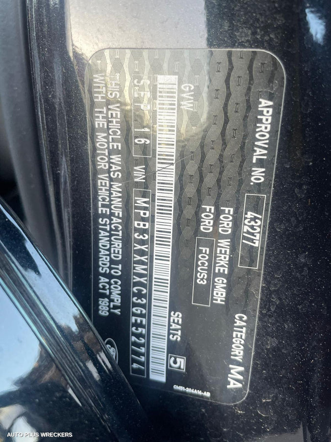 2017 Ford Focus Left Front Door