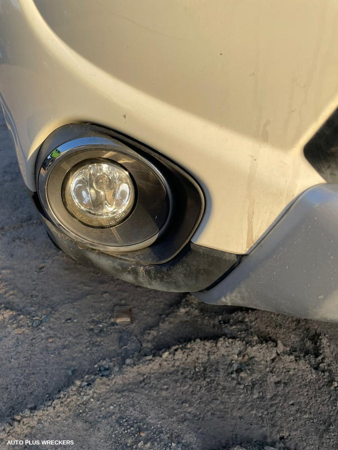 2014 Mitsubishi Outlander Right Headlamp