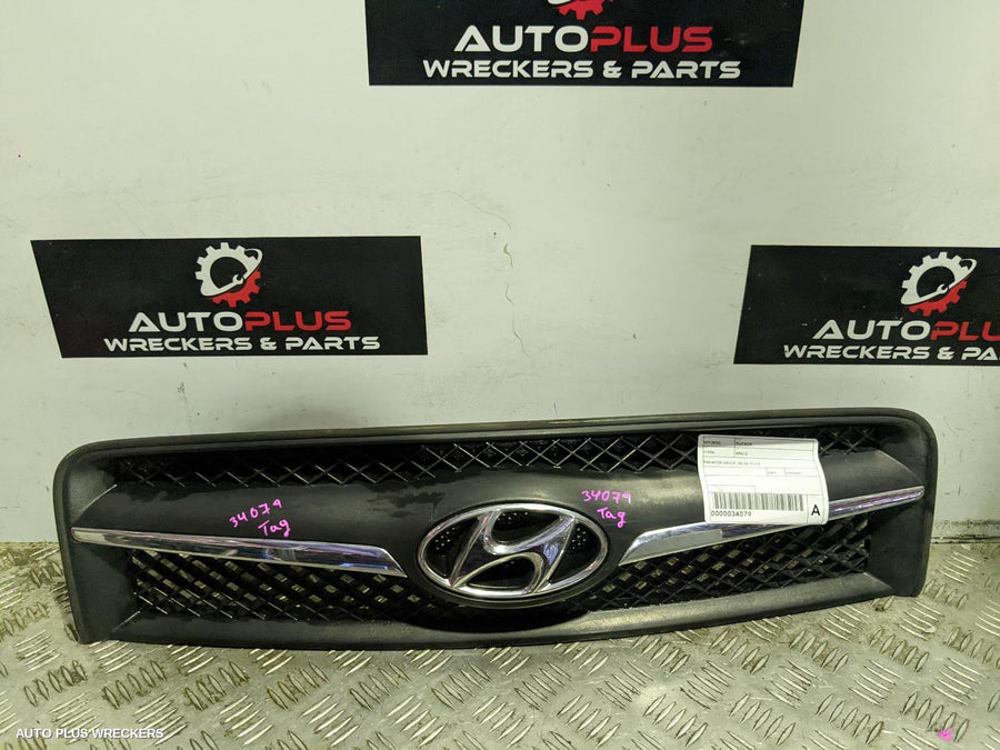 2009 Hyundai Tucson Grille