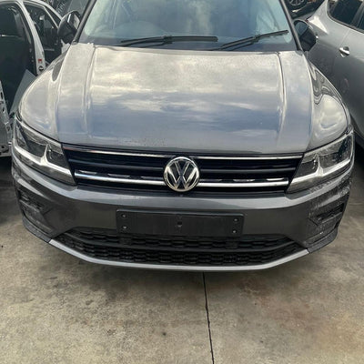 2018 Volkswagen Tiguan Right Headlamp