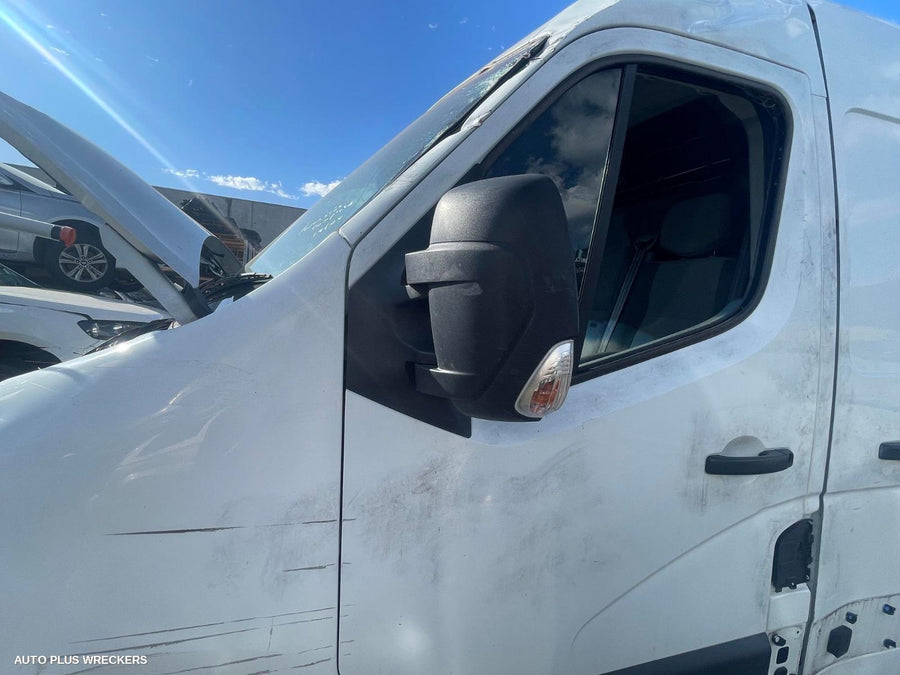 2017 Renault Master Right Front Door