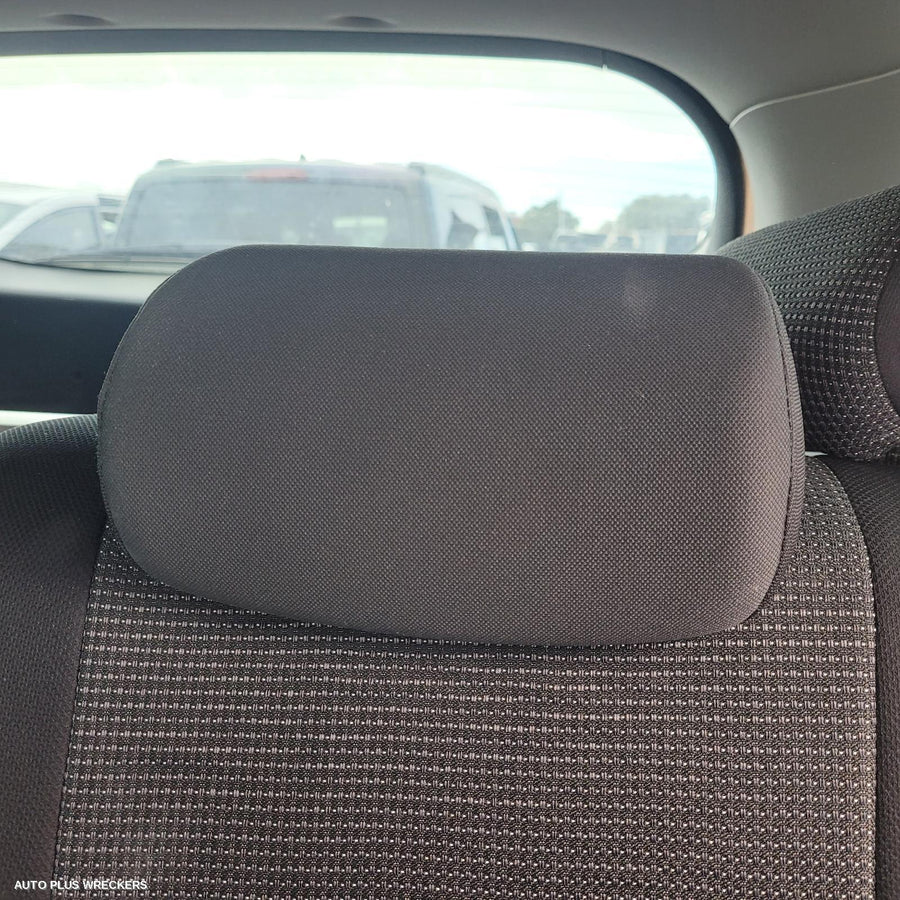 2017 Hyundai Tucson Left Front Door Window