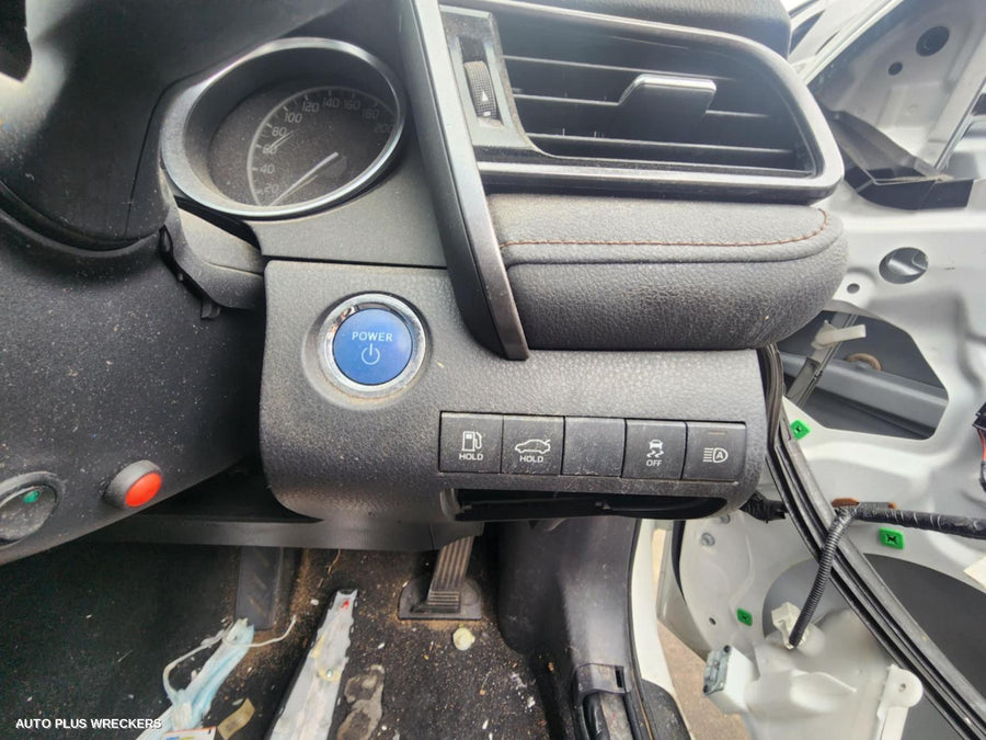 2020 Toyota Camry Sunvisor