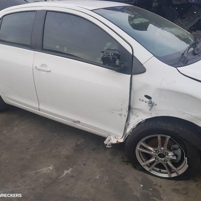 2005-2016 Toyota Yaris Pwr Dr Wind Switch