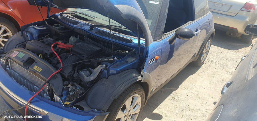 2006 Mini Cooper Left Guard