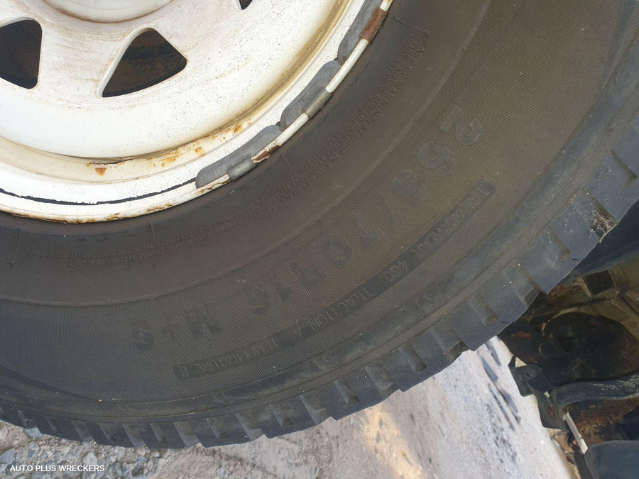 2008 Mitsubishi Triton Left Headlamp