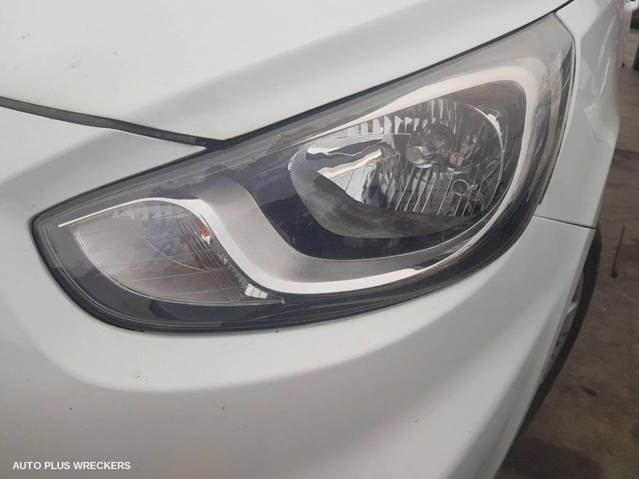 2012 Hyundai Accent Sunvisor