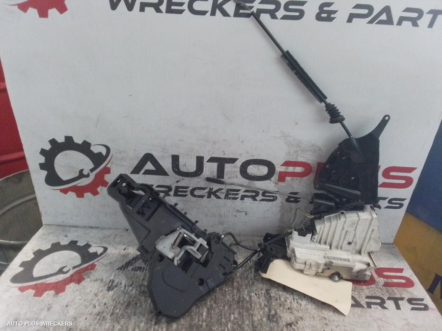 2005-2008 Mercedes B Class Door Boot Gate Lock