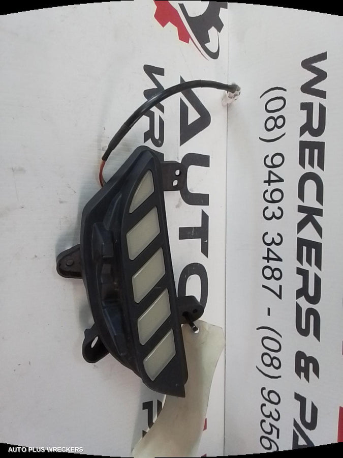 2013-2016 Mazda 3 Left Indicator Fog Side