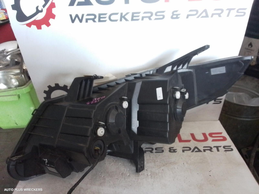 2015-2025 Ldv G10 Right Headlamp