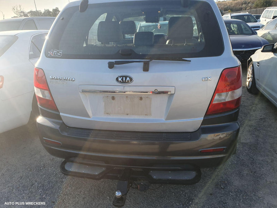 2006 Kia Sorento Towbar