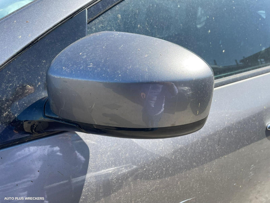 2010 Nissan Murano Right Rear Door Window